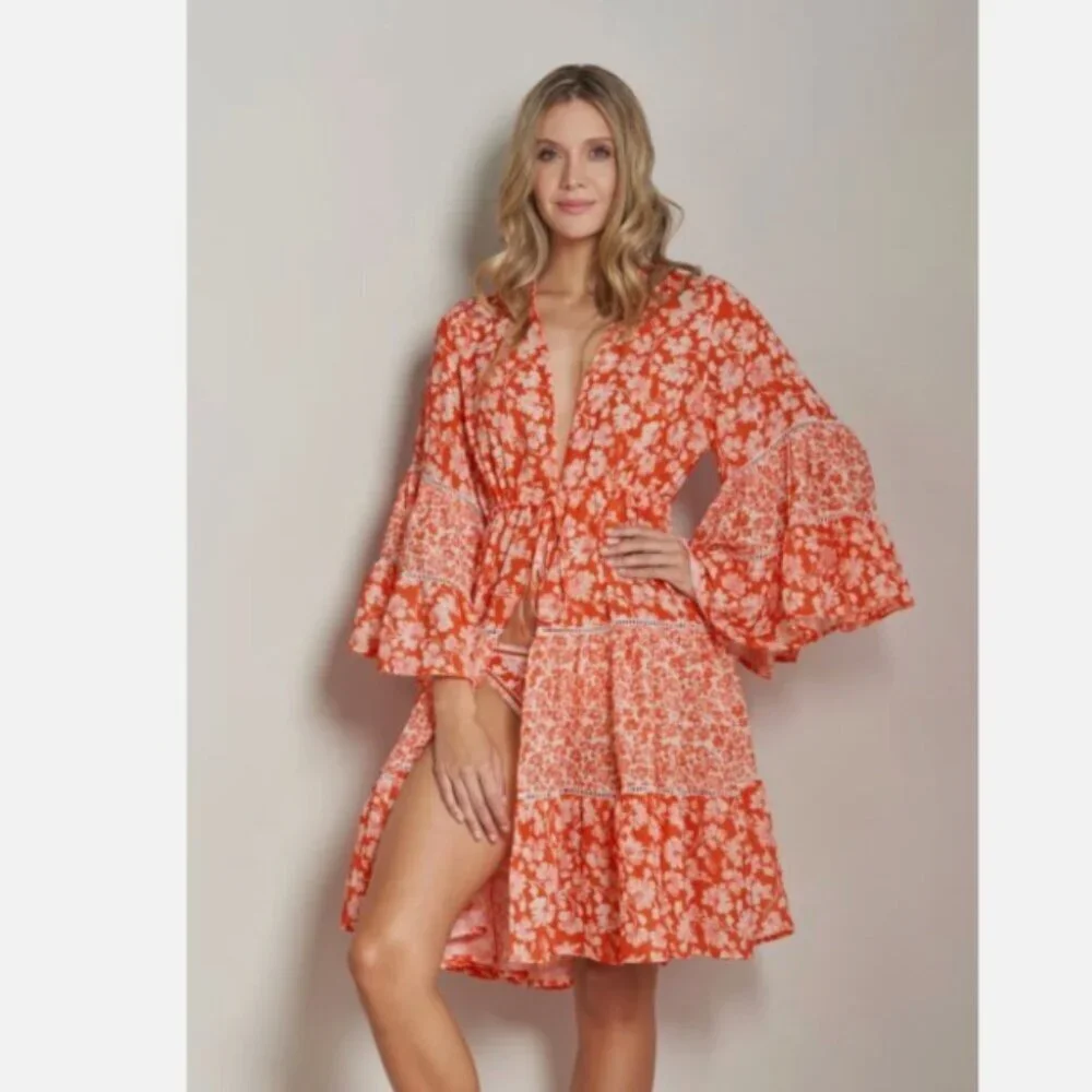 NWT Cosita Linda Floral Bell Sleeve Kimono Cover Up Medium Resortwear